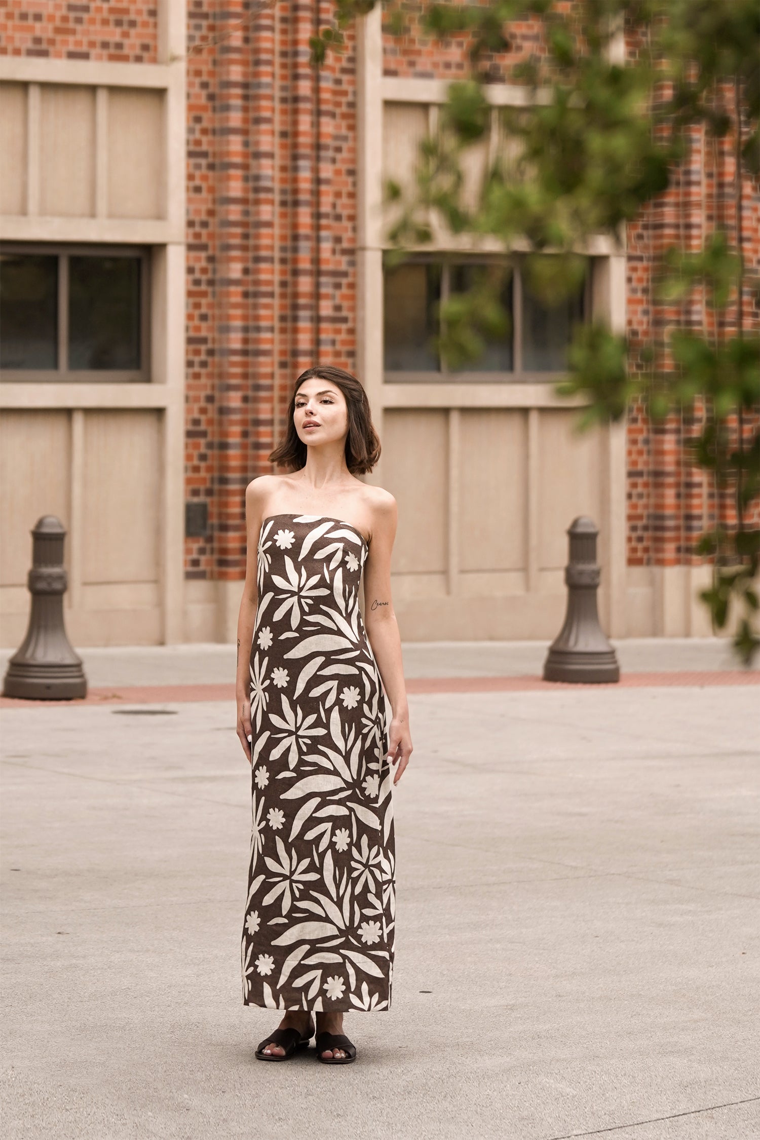 Rhea Strapless Midi Linen Dress In Brown