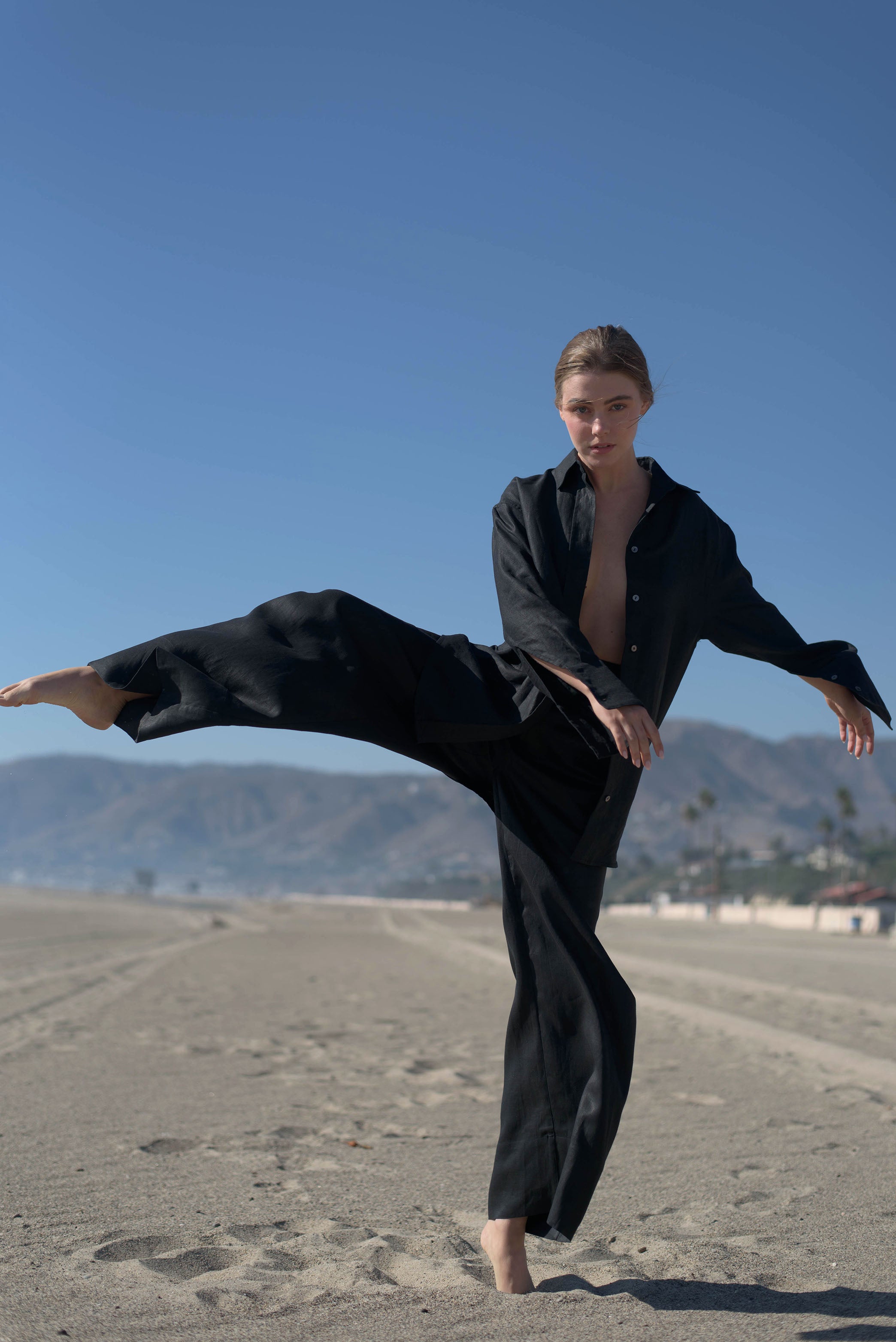 Mia Linen Twill Pleated Wide-leg Pants