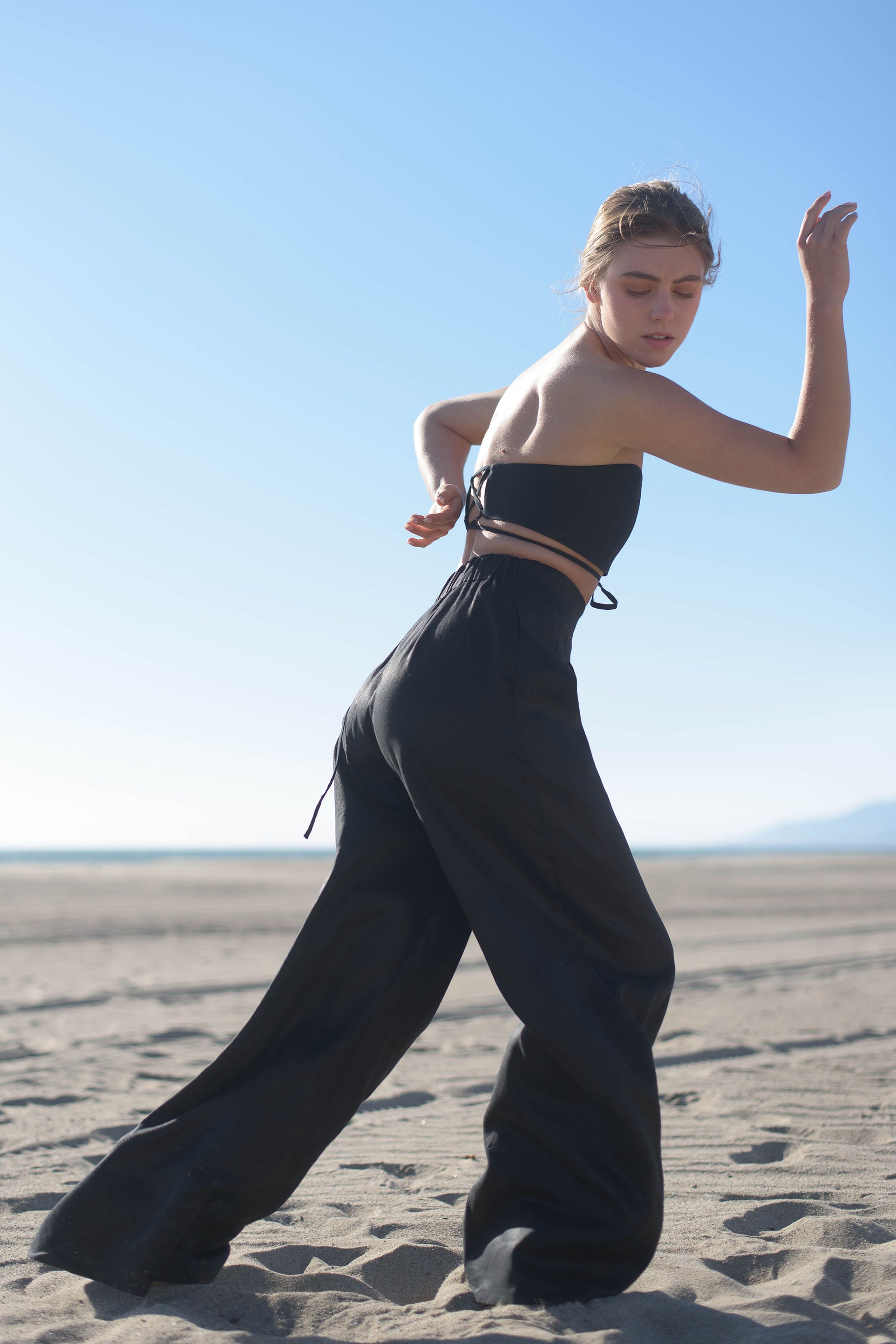 Mia Linen Twill Pleated Wide-leg Pants